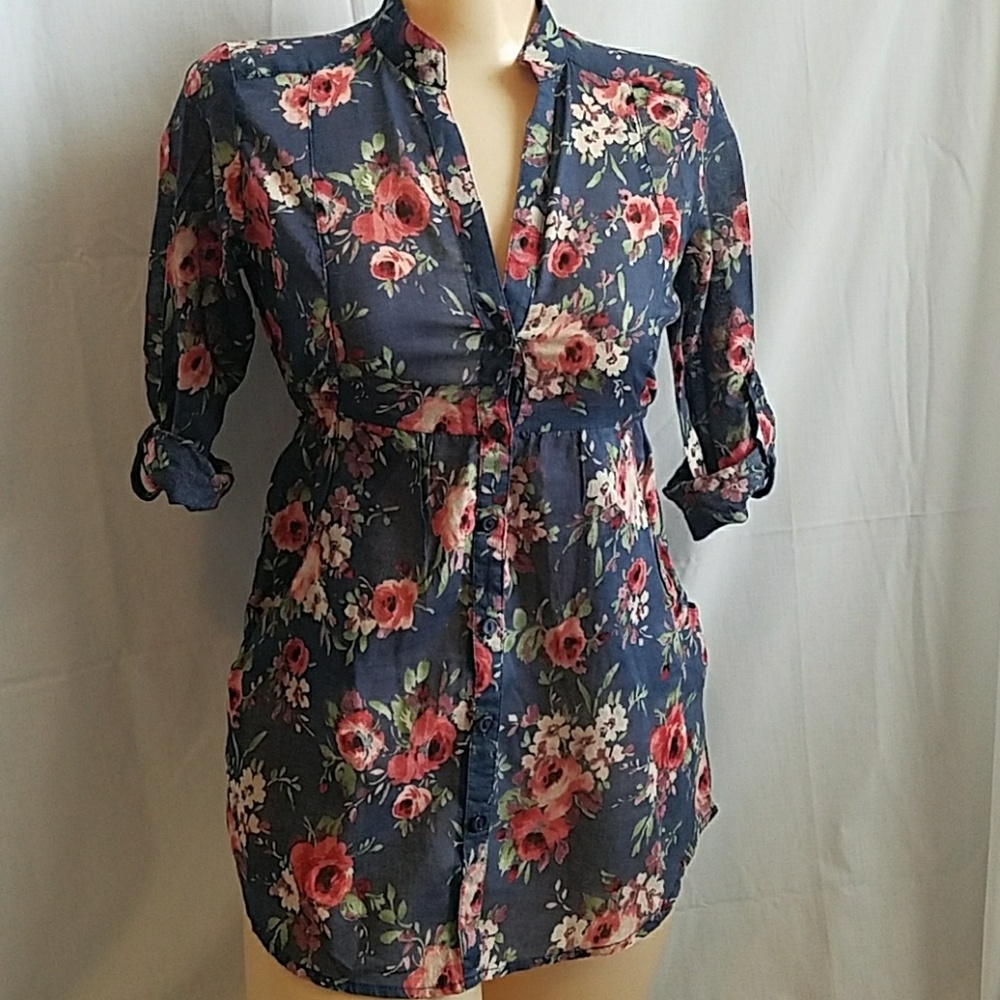 Kirra XS Floral Cotton Button Front Top Tunic